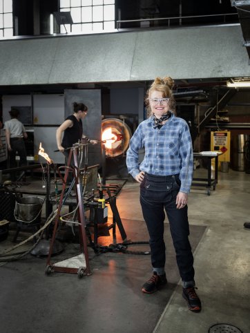 Nell at Canberra Glassworks during the creation of Self-nature is subtle and mysterious - Tree Woman / Woman Tree in 2022.