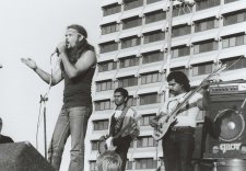 Tiga Bayles with No Fixed Address at the People for Nuclear Disarmament rally on Palm Sunday, 27 March 1983