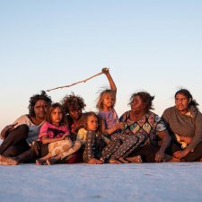 Yukultji and Yalti with their family, 2019 Ben Mcnamara
