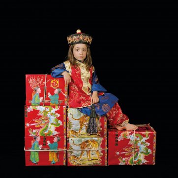 Olympia as Lewis Carroll’s Xie Kitchin as Chinaman on tea boxes (On duty), 2002 from the Dreamchild series 2003 Polixeni Papapetrou
