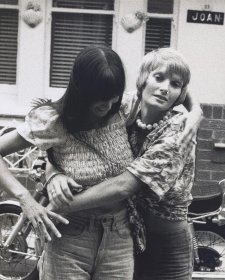 Nikki Reynolds and Jenny Bonnette, Surry Hills, ‘74, 1974 Carol Jerrems