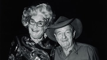 Slim Dusty and Dame Edna Everage, Carlton Hill Station, WA, 10 July 1993