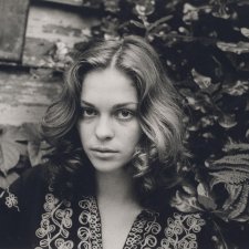 Juliet in the garden, 1976 Carol Jerrems