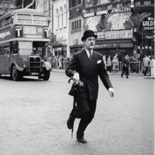 Traffic dodgers, Piccadilly Circus, London