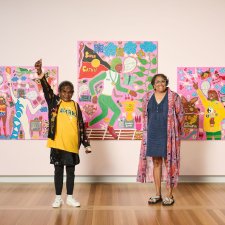 Cathy Freeman meeting Kaylene Whiskey