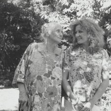 Enid Lorimer and Kate Fitzpatrick, 1974 Carol Jerrems