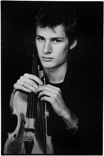 Richard Tognetti, violinist by Stuart Campbell