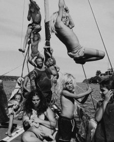 Sumbawa Pride - Life on a Boat With Eleven Kids, 2018 by Alex Vaughan