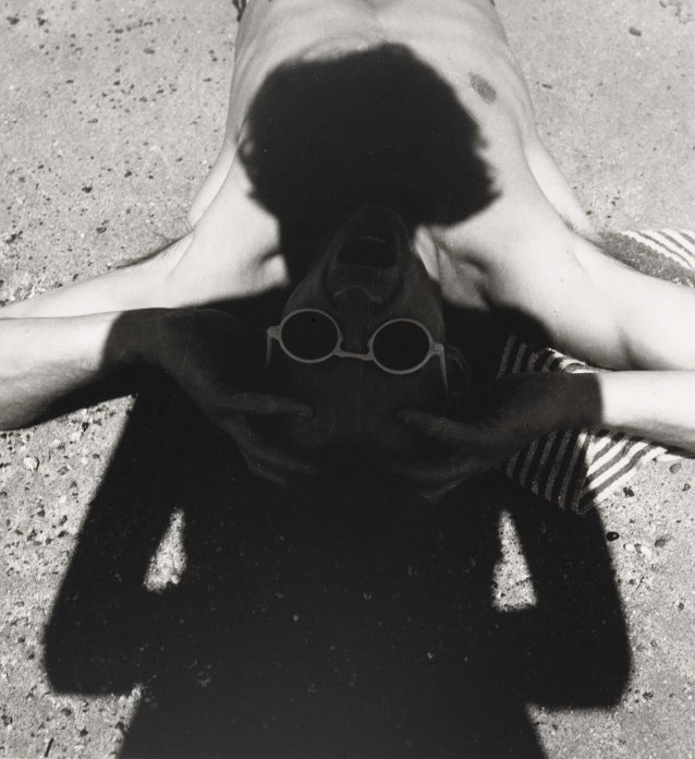 The photographer's shadow (Olive Cotton and Max Dupain)