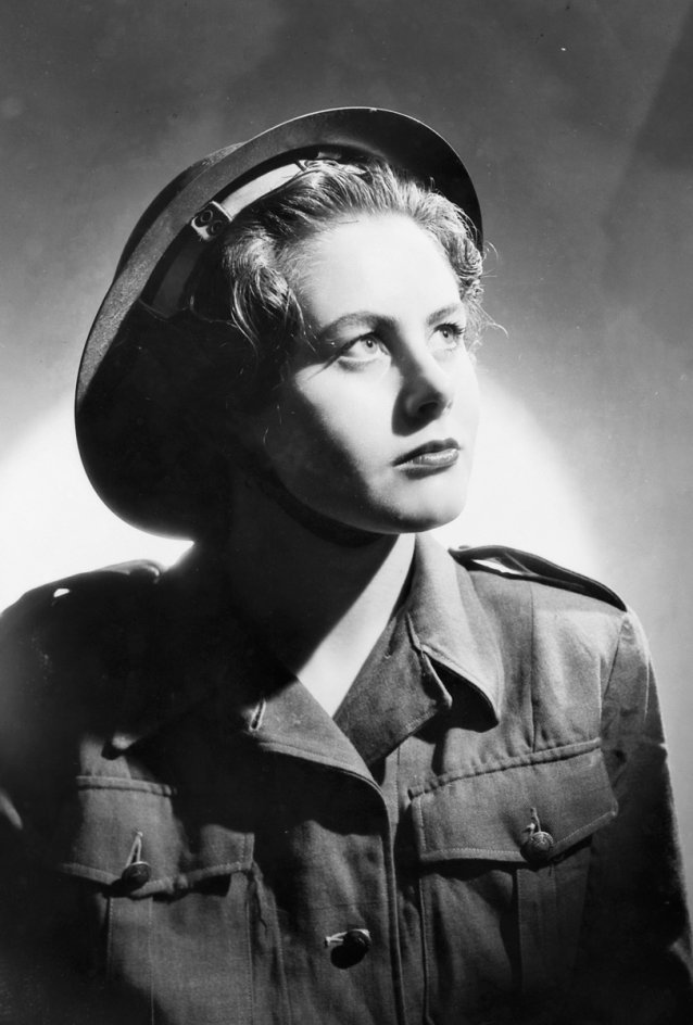Portrait of Gunner NF Dempsey, 1944