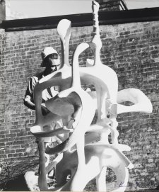 Lyndon Dadswell, with his sculpture 'Native'