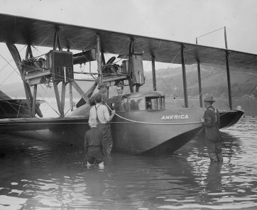Curtiss Model H amphibious aircraft