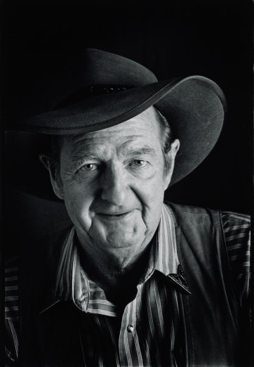 Slim Dusty at Carlton Hill Station, WA